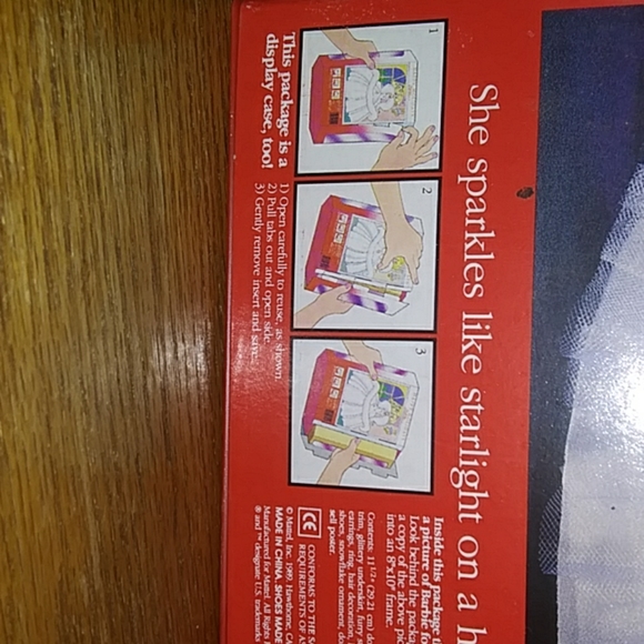 Never Opened 1989 Holiday Barbie w/Ornament - Picture 5 of 6